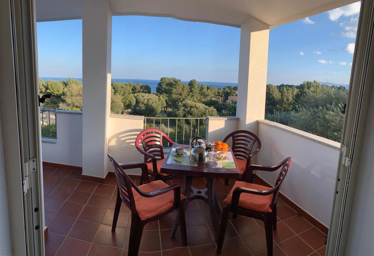 Delfino Apartman Cala Gonone Kültér fotó