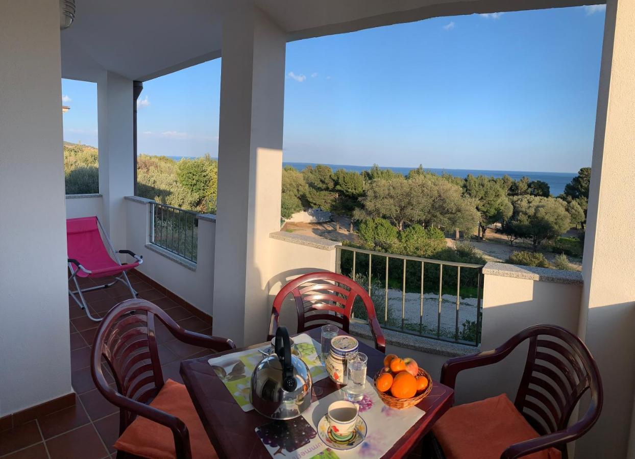 Delfino Apartman Cala Gonone Kültér fotó
